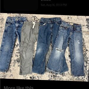 3/$20! Boys kids size 5 Jeans the Children's Place blue jeans Pants with hole